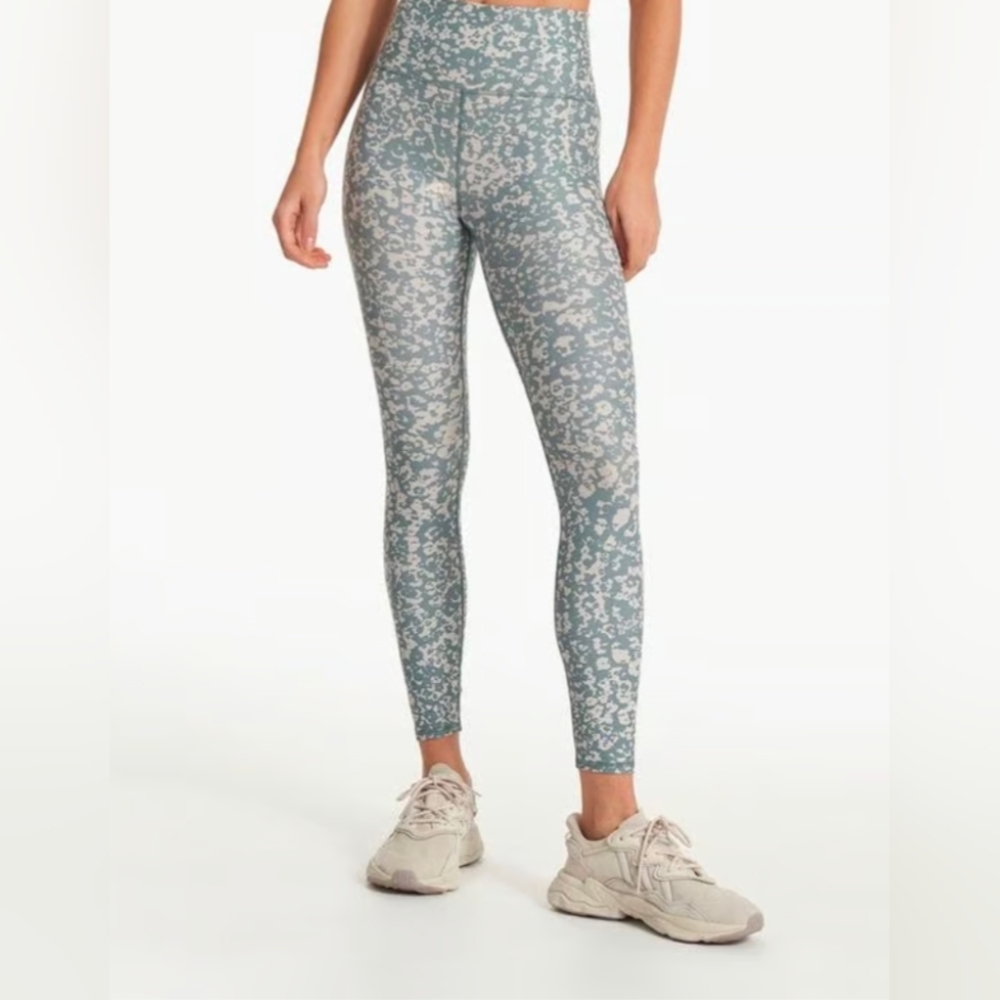 Vuori Clean Elevation Leggings